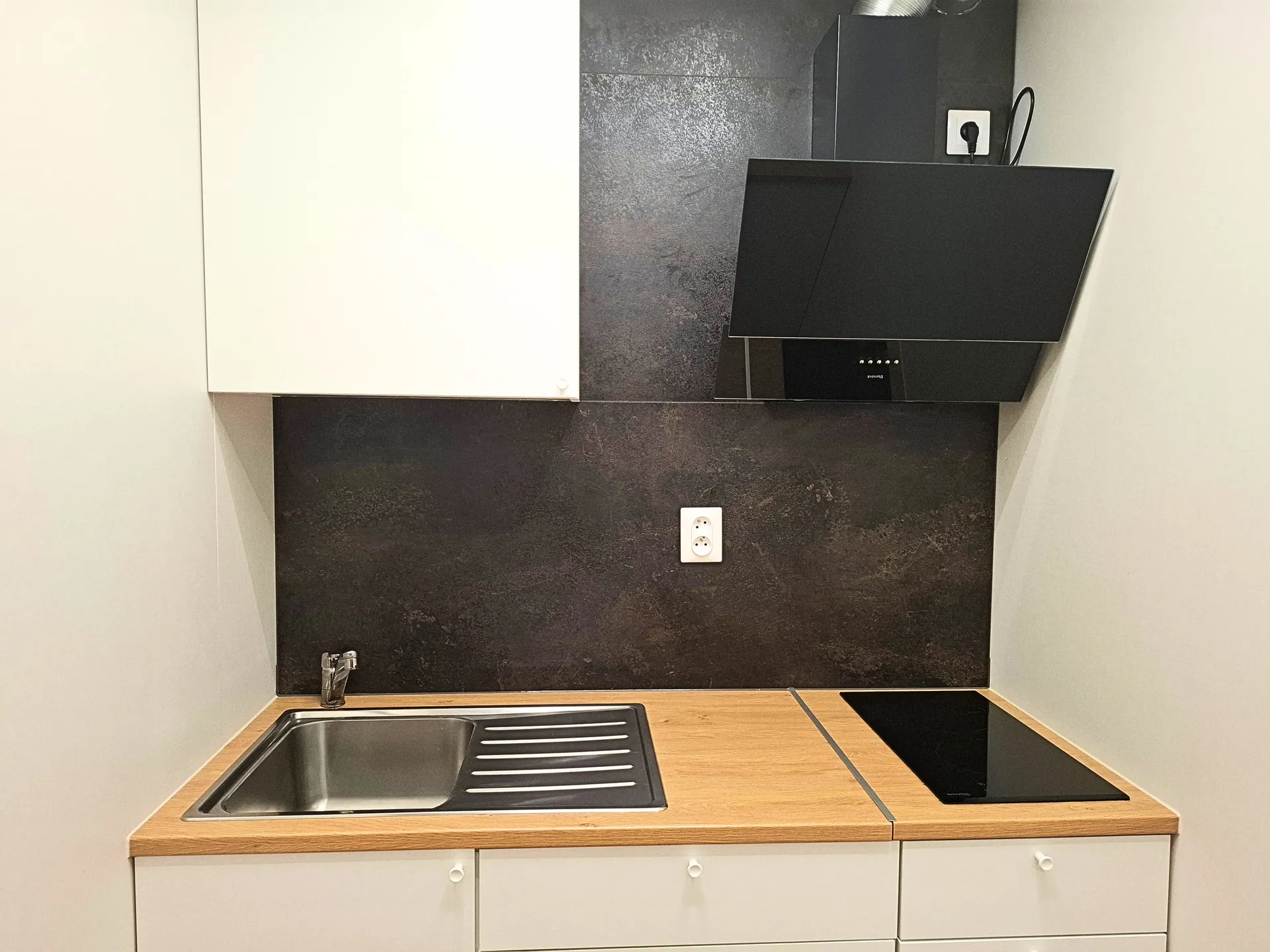 4 -  lôžkový apartmán s kuchynkou – Hotel Dimael
